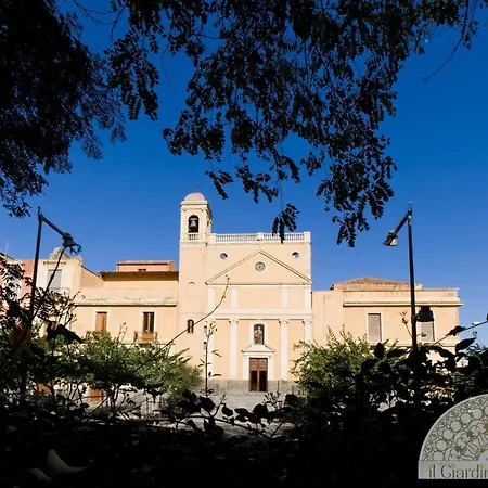 Bed & Breakfast Il Giardino Falcone