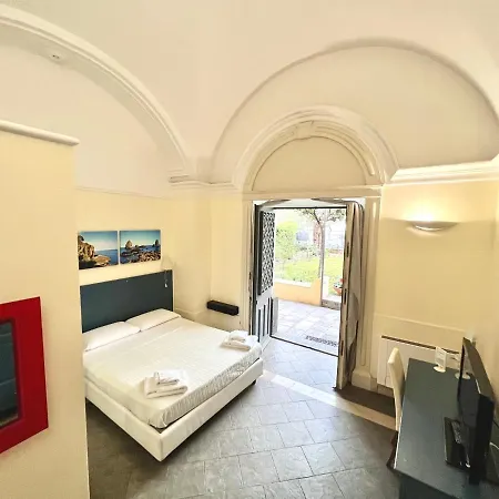 Il Giardino Falcone Bed & Breakfast Aeroporto di Catania Fontana Rossa